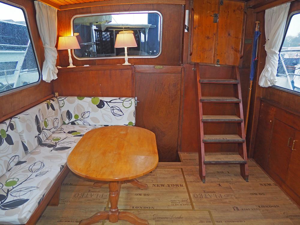 Stuurhuis, Accommodatie